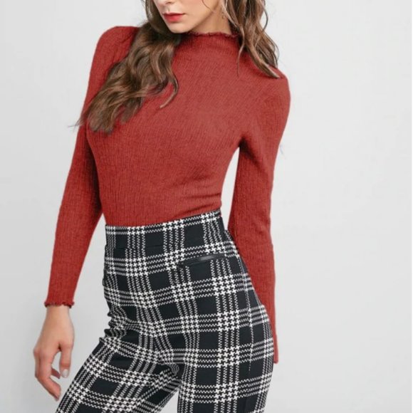 Lettuce-Trim Mock Neck Slim Sweater (Red)
